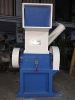 Plastic shredding machines